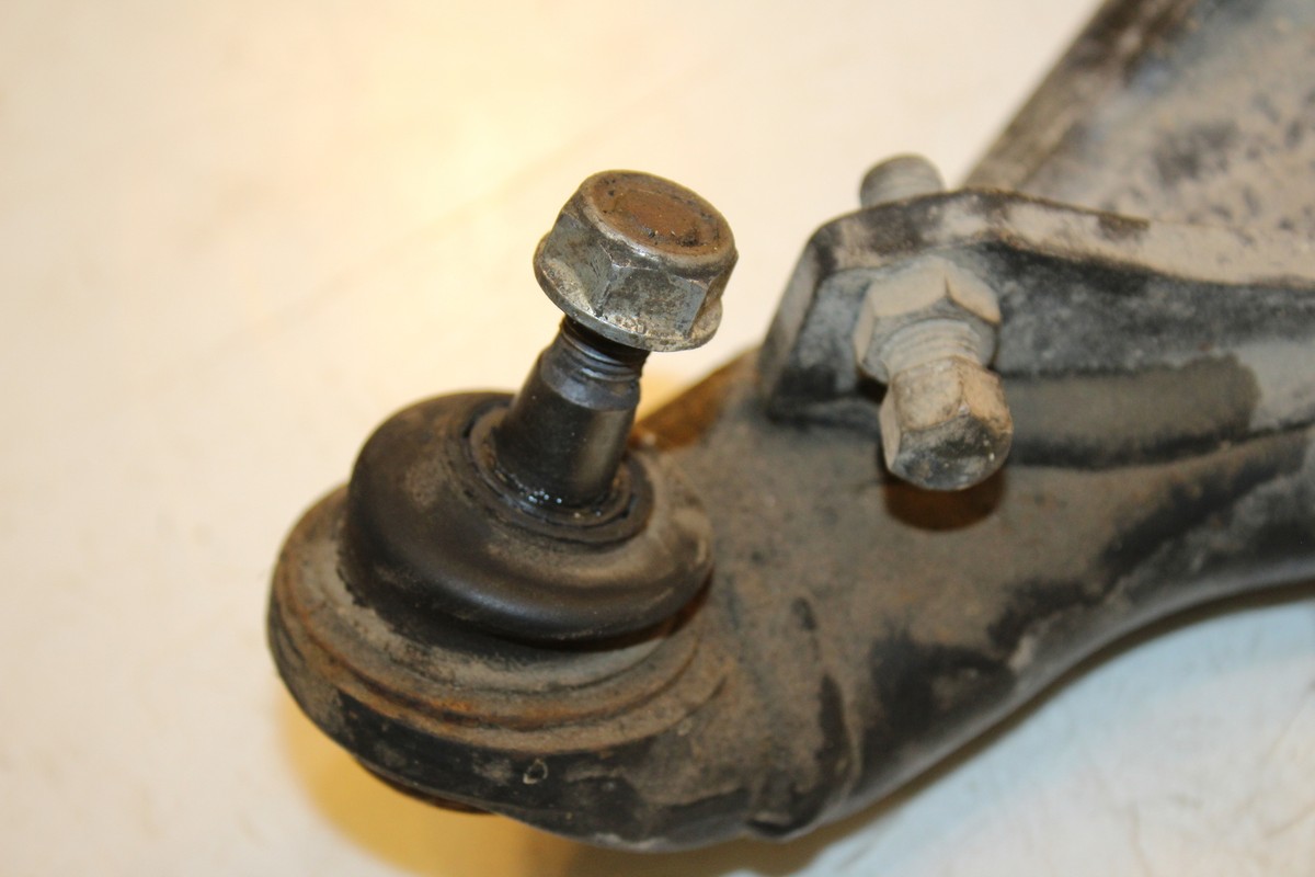 2000 Kawasaki Bayou 300 KLF Front Lower Upper Right Control A Arms