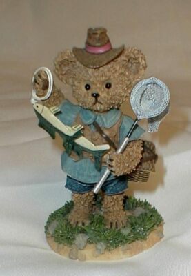 Kuddles Korner Fishing Bear JUNE Figurine figure fish basket net 2002 #11832