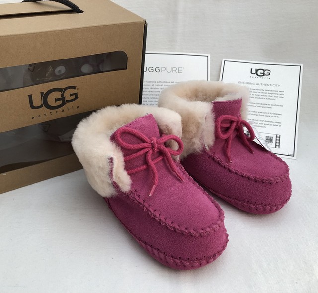 ugg sparrow booties