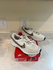 NIKE HF1856 01 WAFFLE DEBUT PHANTOM/WHITE SHOES SNEAKERS 90 NIB WOMEN SIZE 6