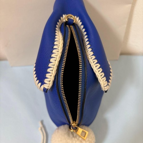 LOEWE Rabbit Animal Shoulder Bag Blue Leather Pouch with Strap and Storage - Afbeelding 4 van 11
