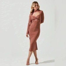 NWT ASTR THE LABEL LONG SLEEVE TWIST BUST MIDI DRESS