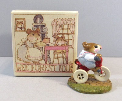 1983 Wee Forest Folk ''Mousey's Tricycle'' Mouse Miniature Figurine (M-101)