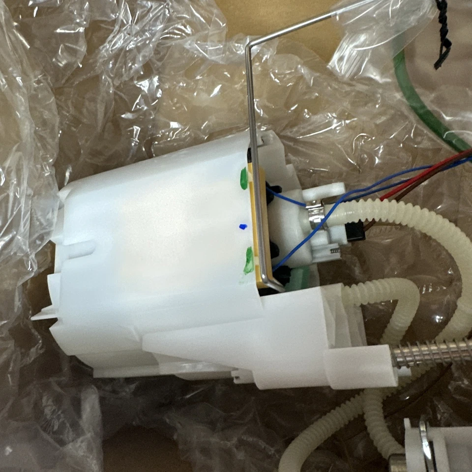 Módulo de bomba de combustible Carter P76267M para Dodge Chrysler Durango Aspen 2004-2007 Foto 2 de 4