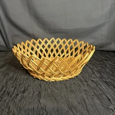 Vintage Decorative Handwoven Open Weave Round Basket 9”