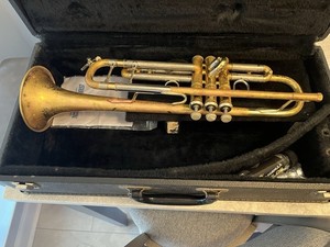 Bach ML Stradivarius Model 37 Trumpet