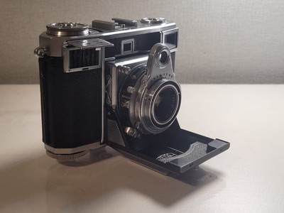 Zeiss Icon Contessa Folding Film Camera With 45mm/F2.8 Tessar Lens