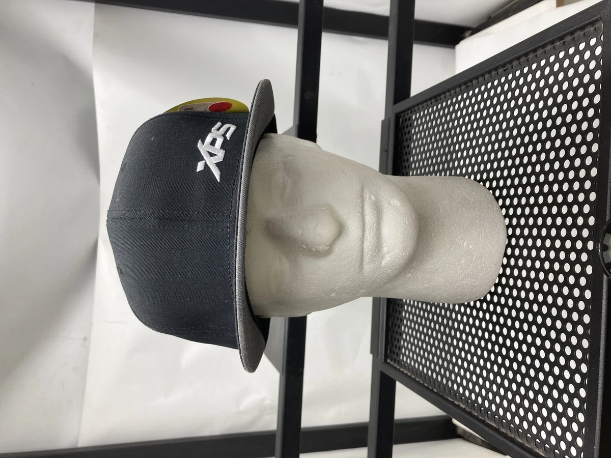 H and clearance m flat cap