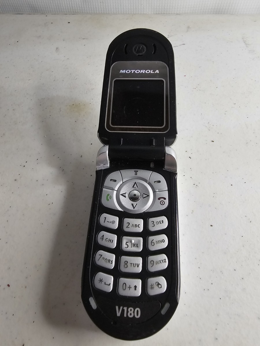 モトローラ　フリップフォン　flip phone Amazon.com: Motorola razr | 2023 | Unlocked | Made for US 8