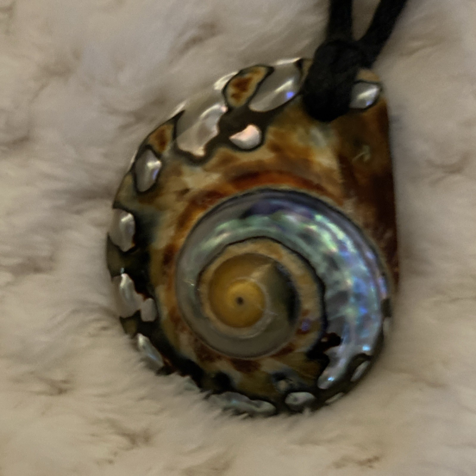 Handcrafted Shell Statement Pendant Necklace with… - image 3