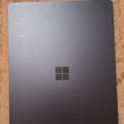 Microsoft Surface Laptop 3 2-in-1 i5-1035G7 8GB/8GB Win11 Ent Touch