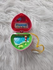 LOVELY KITTY  1990s Vintage Polly Pocket  Spieldose Yacht Races