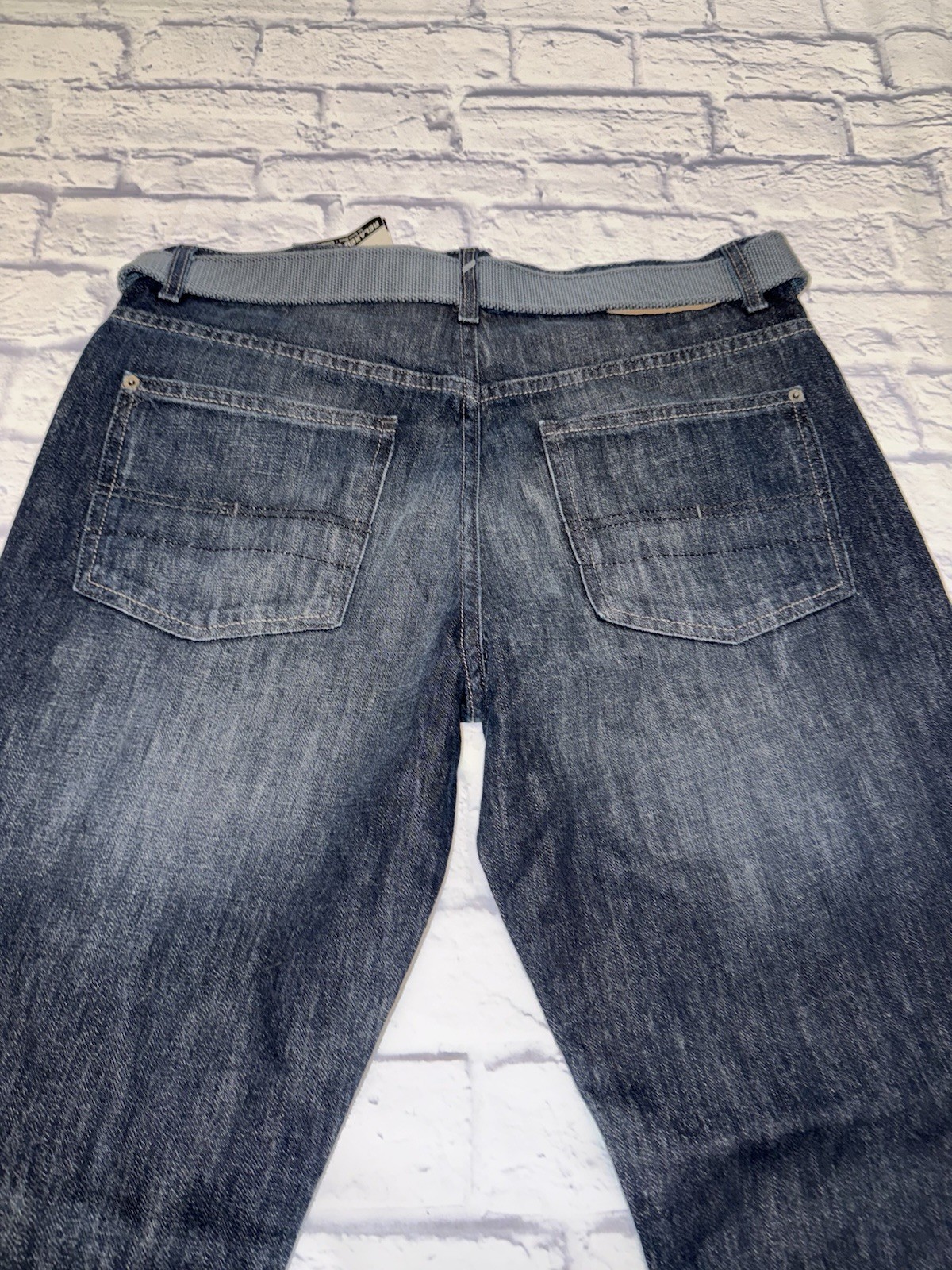 Calvin Klein 34x30 Dark Wash Relaxed Straight Denim Jeans With Belt, NWT