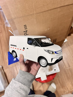 #ad 1:18 Scale 2018 2024 LDV Maxus eDeliver Cargo Blind Van White Diecast Model Car $130.00