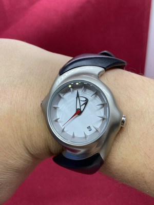 Vintage Rare Wrist Watch Oakley Crush 2.0 Y2K Tech White Vintage Rare Wrist Watch Oakley Crush 2.0 Y2K Tech White