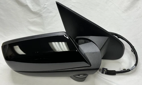 OEM 23269797 14-18 Silverado Power Mirror Right Side/ W Blind Spot Black, ARABIC