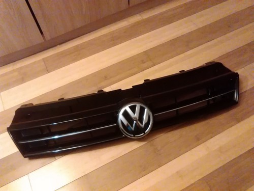  VW VOLKSWAGEN POLO FRONT GRILL 6RO 853 653 2O11-2015
