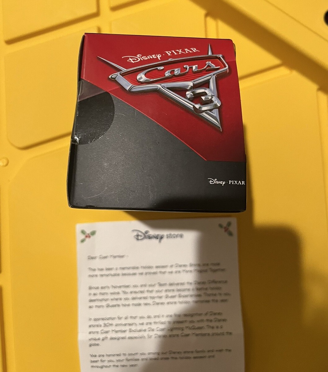 Disney Pixar Cars 3 Lightning McQueen Car 2017 Holiday Cast Member