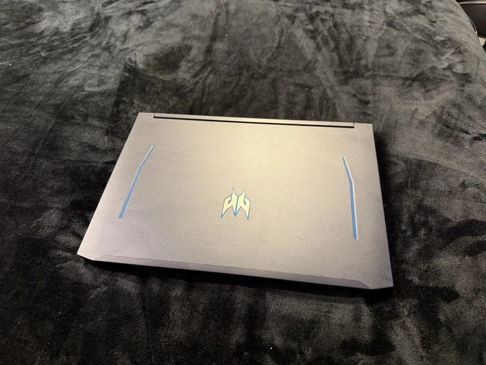 Acer Predator Helios 300 15.6" (256GB SSD+1TB HDD, Intel Core i7-10750H, 2.60Ghz - Image 2 of 4