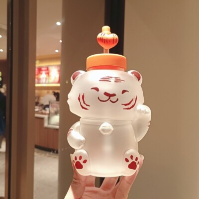 New Starbucks China Tiger Year 24oz Luck Tiger Glass Straw Cup