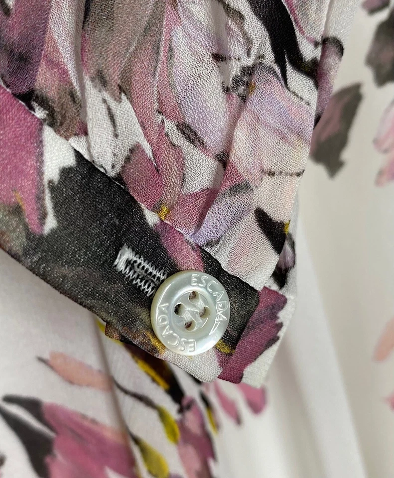 Vestido midi plisado de seda con estampado floral de flores ESCADA 40 = 10 EE. UU. Foto 4 de 4