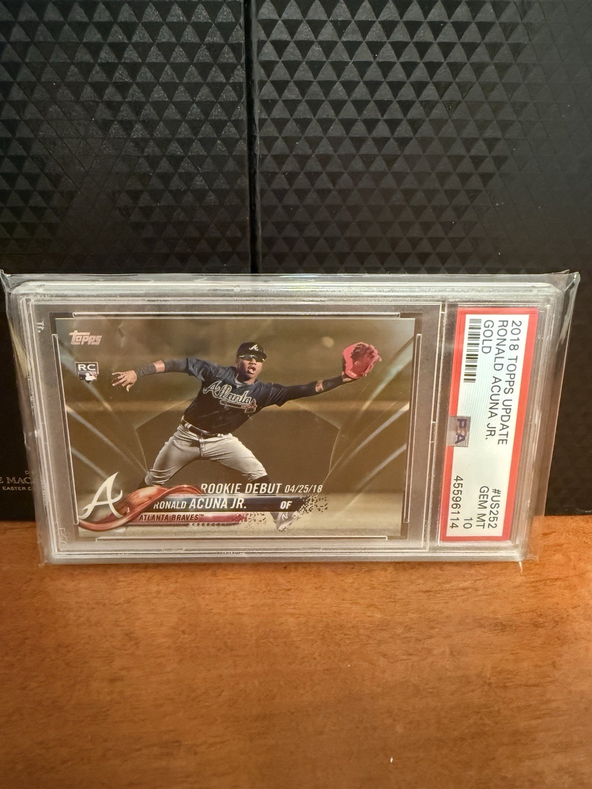 Topps 2018 Update Ronald Acuna Jr Rookie Debut Gold /2018 #US252 PSA 10 view 1