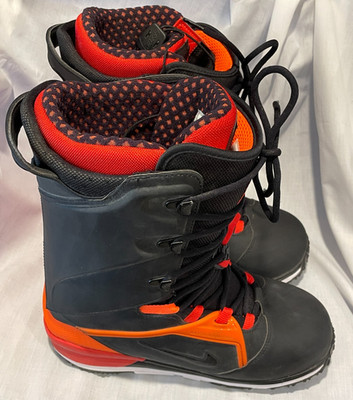 Nike SB LunarEndor Snow Boots Mens 9 Black Challenge Red Crimson
