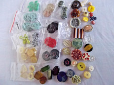 vtg lot 75 old buttons sets singles shapes design bakelite floral