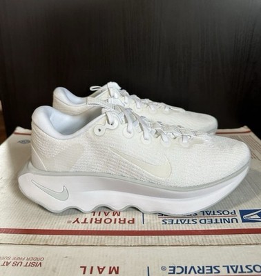 Women' Size 11 - Nike Motiva White Summit Pure Platinum DV1238-106