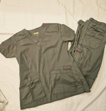 Women's Wonder Wink Wonder Flex Scrub Set Olive Green Size S Top  XXS Pants