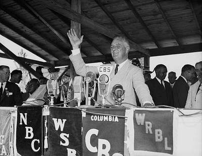 President Roosevelt delivers a speech at dedication of US Rural El- Old Photo