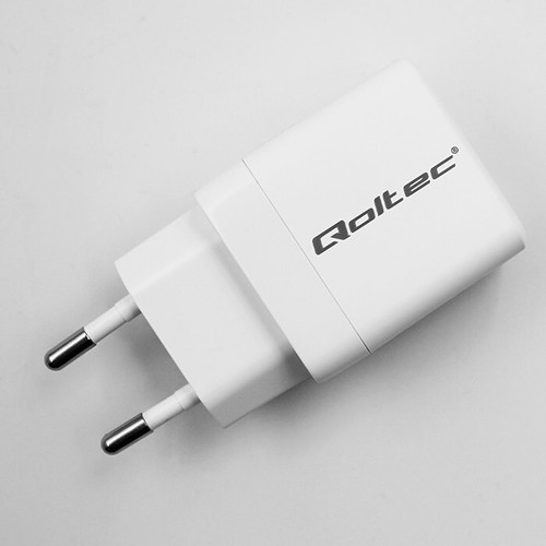 Qoltec Ładowarka sieciowa 35W GaN 5-20V 1.5-3A 1 x USB-C PD 1 x USB QC 3 - Zdjęcie 3 z 8