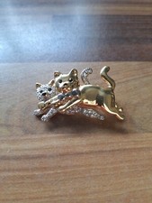 Gold and Silver Tone Diamanté Cats Kitten Brooch Roll Clasp