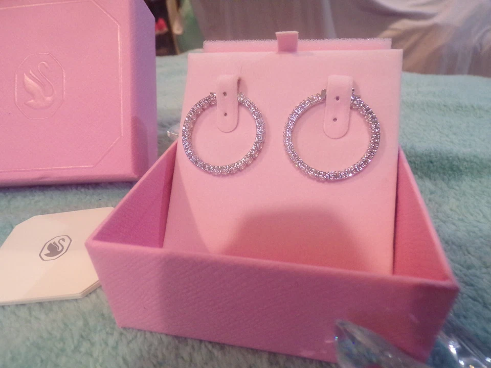 NUEVO EN CAJA Swarovski MATRIX PE Aro 1" Cristal Redondo #5647715 Caja Rosa SWRT Foto 2 de 3