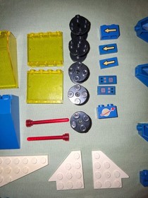 1986 vintage LEGO classic space Cosmic Fleet Voyager PARTS LOT from # 6985 RARE 