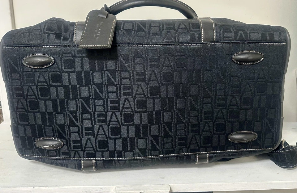 Kenneth Cole Reaction Black 22” Rolling Duffel w Shoulder Strap New NWOT - Image 2 of 4