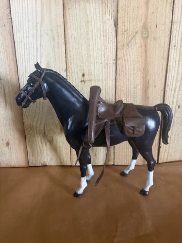 Marx  Johnny West black thunderbolt w/ tack nice