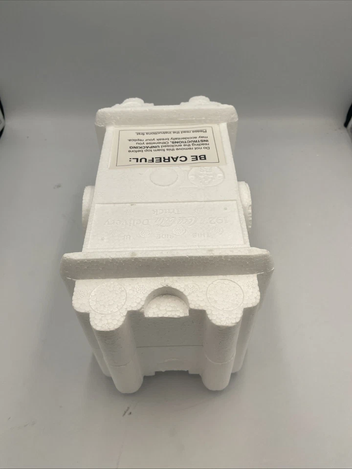 Danbury Mint Replica Of The 1927 Coca Cola Ford Delivery Truck 1:24 Die Cast - Image 2 of 4