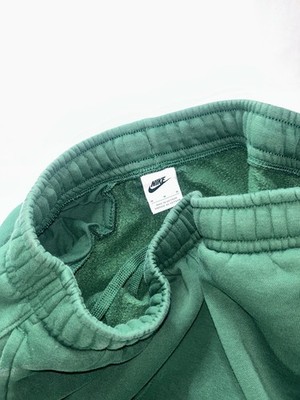 Nike Men s Green Fleece Jogger Pants M Regular Drawstring Elastic Waist Logo