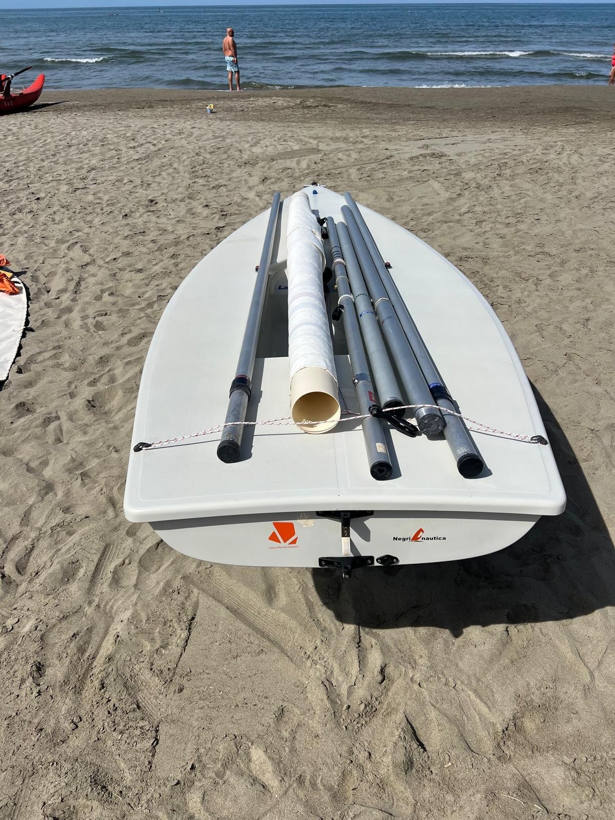 LASER deriva completo attrezzato da regata, vela standard e radial foto 4