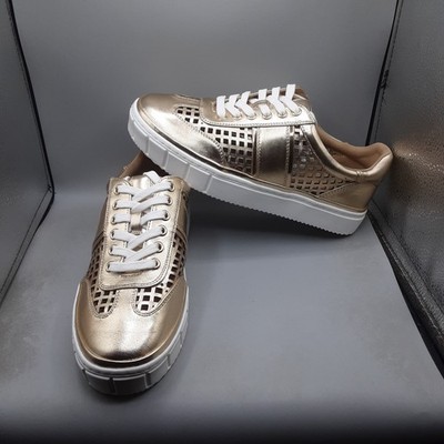 Vince Camuto Raiden Sneakers Women's 10M Egyptian Gold Leather A203
