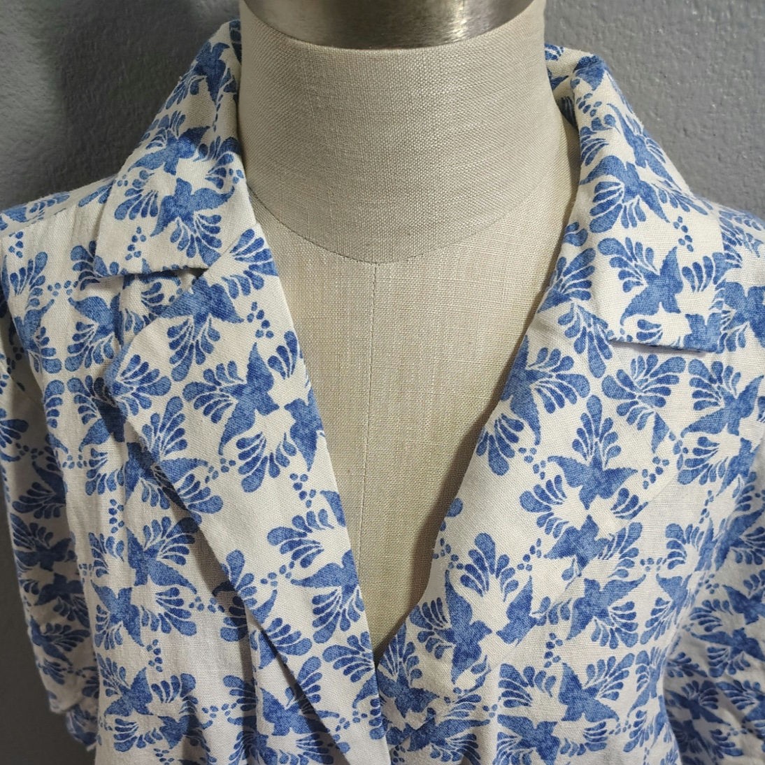 Universal Threads Linen Button Down Blue Womens P… - image 3