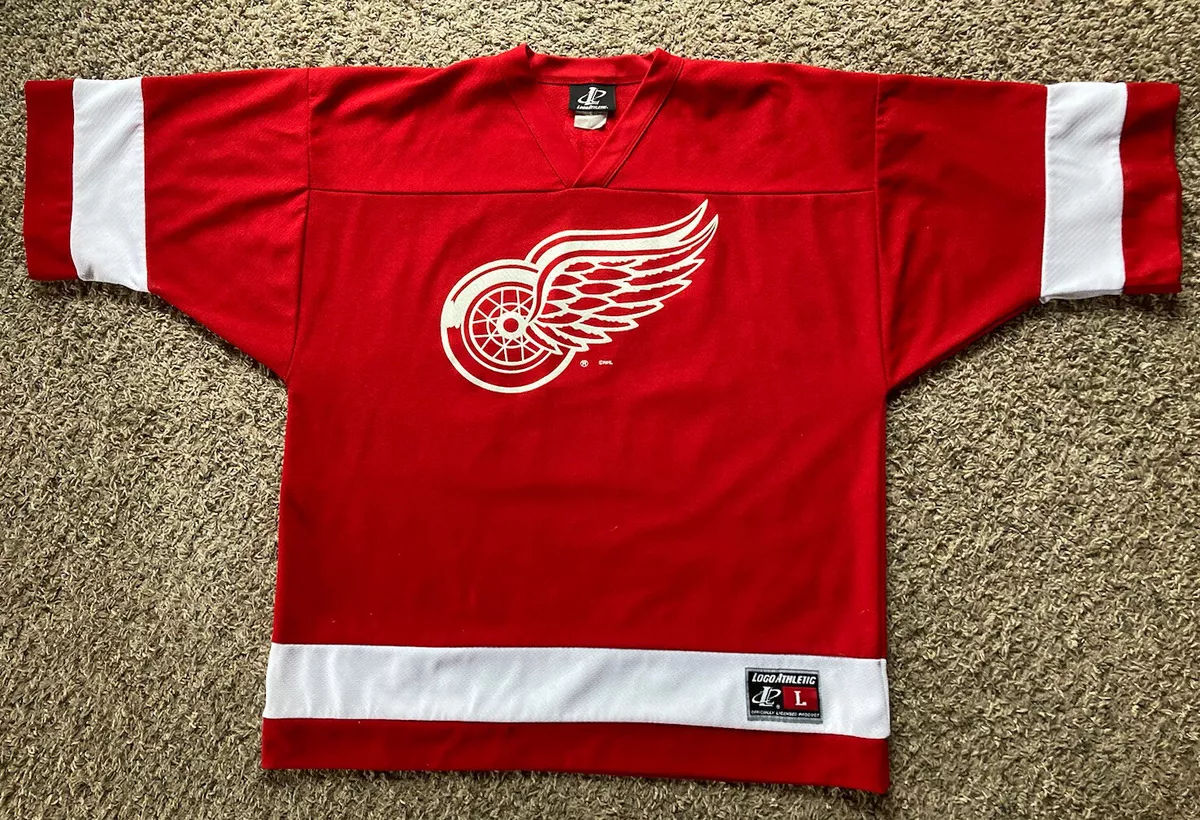 Mitchell & Ness Detroit Red Wings Steve Yzerman #19 Vintage Replica Jersey