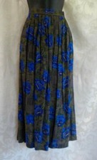 Vintage 1980's Midi Skirt Size 8 NWT Floral  Print Pleats Pockets 100 Rayon