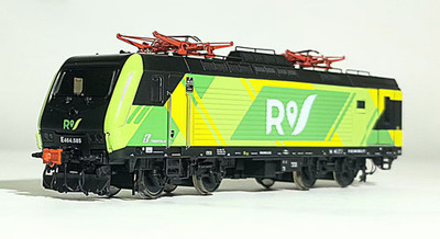 Vitrains 2281 E464.585 Trenitalia neue Regionallackierung grün/gelb/schwarz