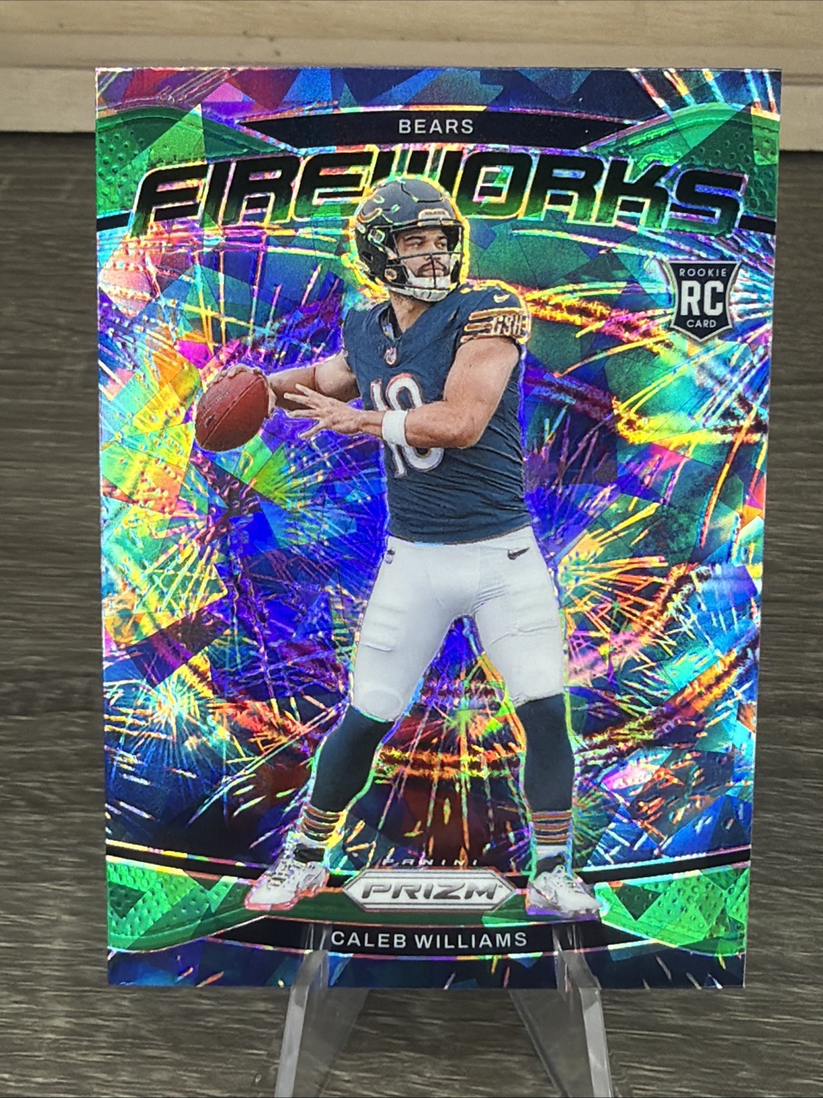 2024 Caleb Williams #25 Fireworks Green Cracked Ice Prizm (RC) ROOKIE Bears
