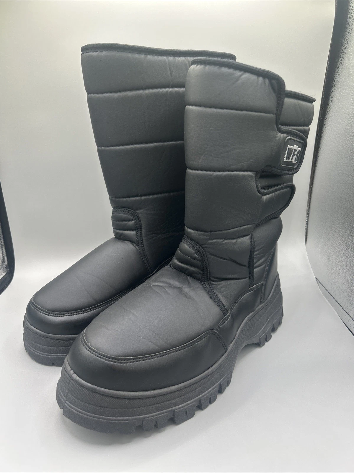 WFS Snow Boots Mens Size 13 Black Outdoor Waterproof