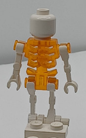 LEGO Pirates of the Caribbean Queen Anne's Revenge 4195 Masthead Minifig poc043