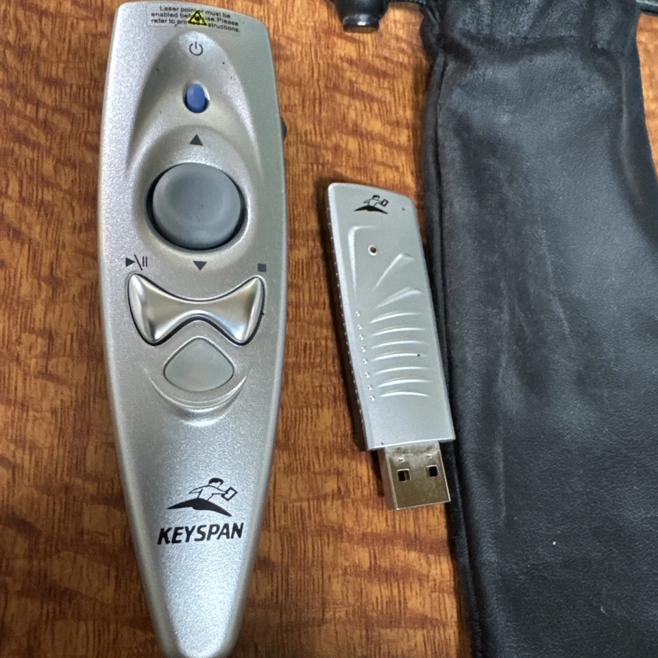 Keyspan Presentation Remote with 60 ft. Range for Computer Mac/ Windows 2000/XP - Image 2 of 4