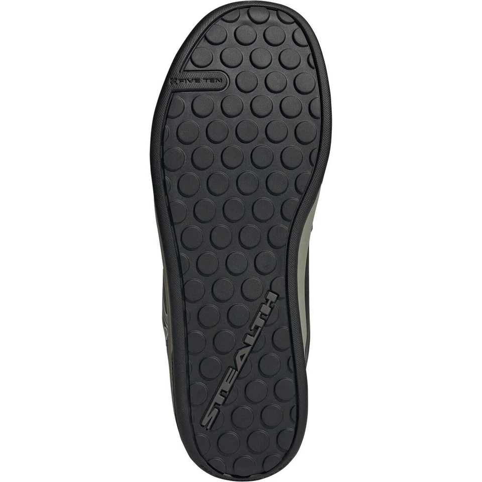 Tênis de Ciclismo Masculino Five Ten Freerider Pro Flat, Cinza Seis/Prata Pebble/Core Bla - Imagem 4 de 4